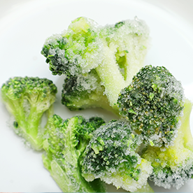 ブロッコリーは冷凍で1カ月も持つ！ おいしさを保つコツは「生のまま保存」