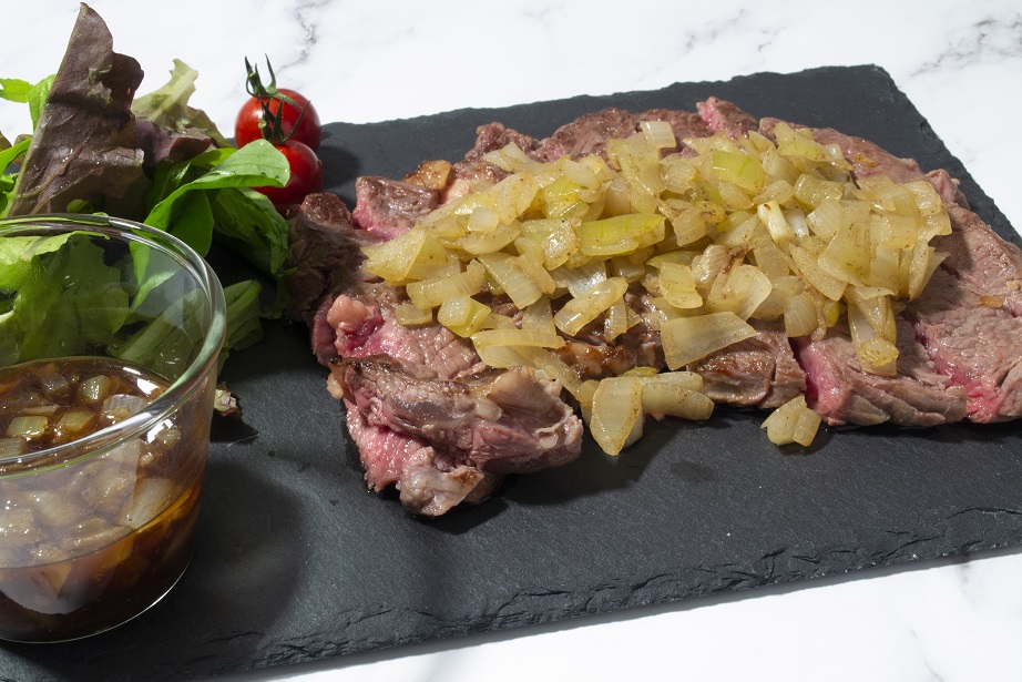 牛肩ロースステーキ