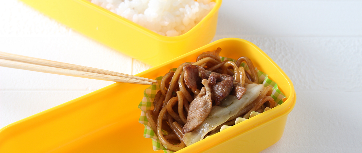 余った焼きそばは冷凍して長持ちさせよう！