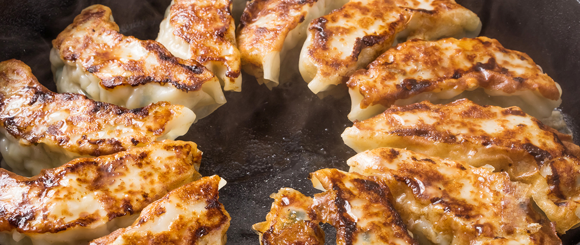 冷凍した餃子のおいしい焼き方