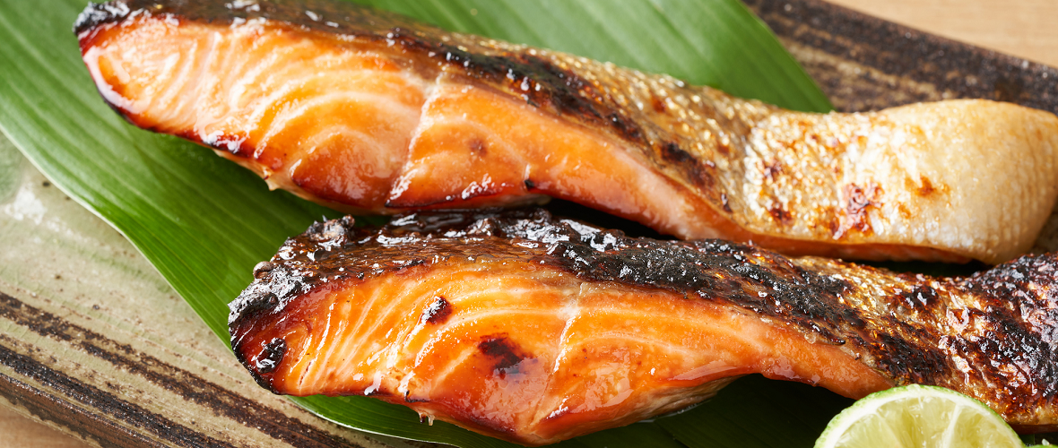 冷凍した鮭をおいしく解凍する方法